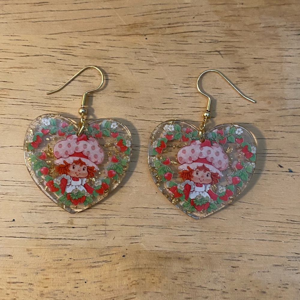 Heart-Shaped Strawberry Shortcake Fashion Jewelry Earrings. New